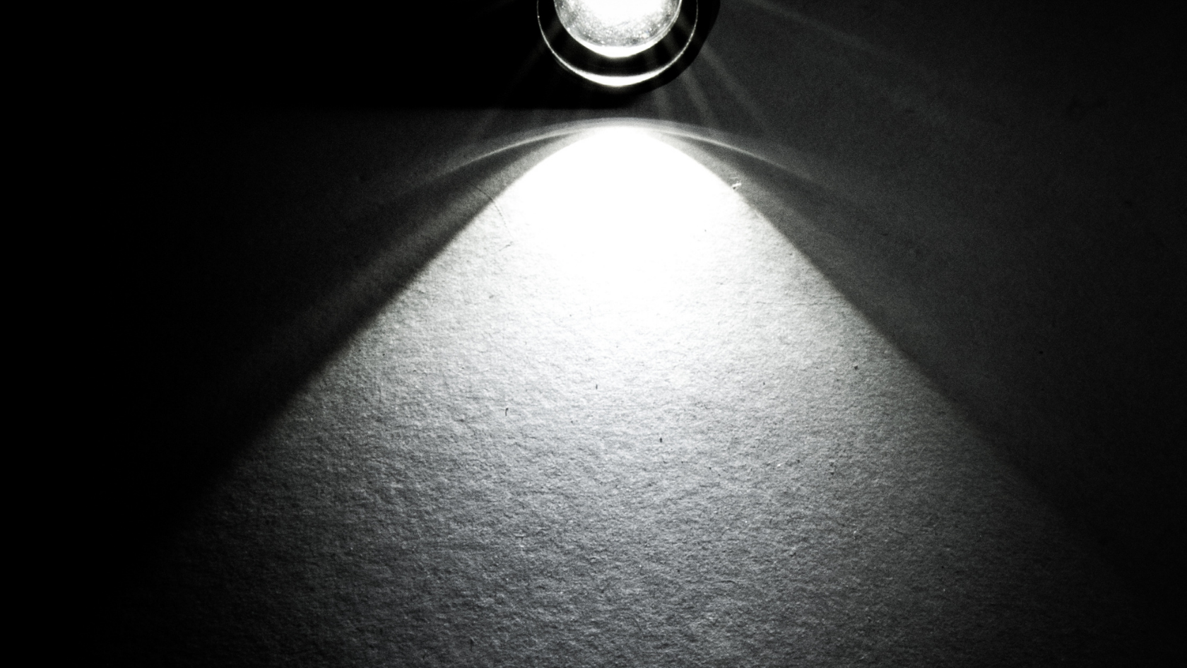 How Many Lumens do I Need for a Flashlight?