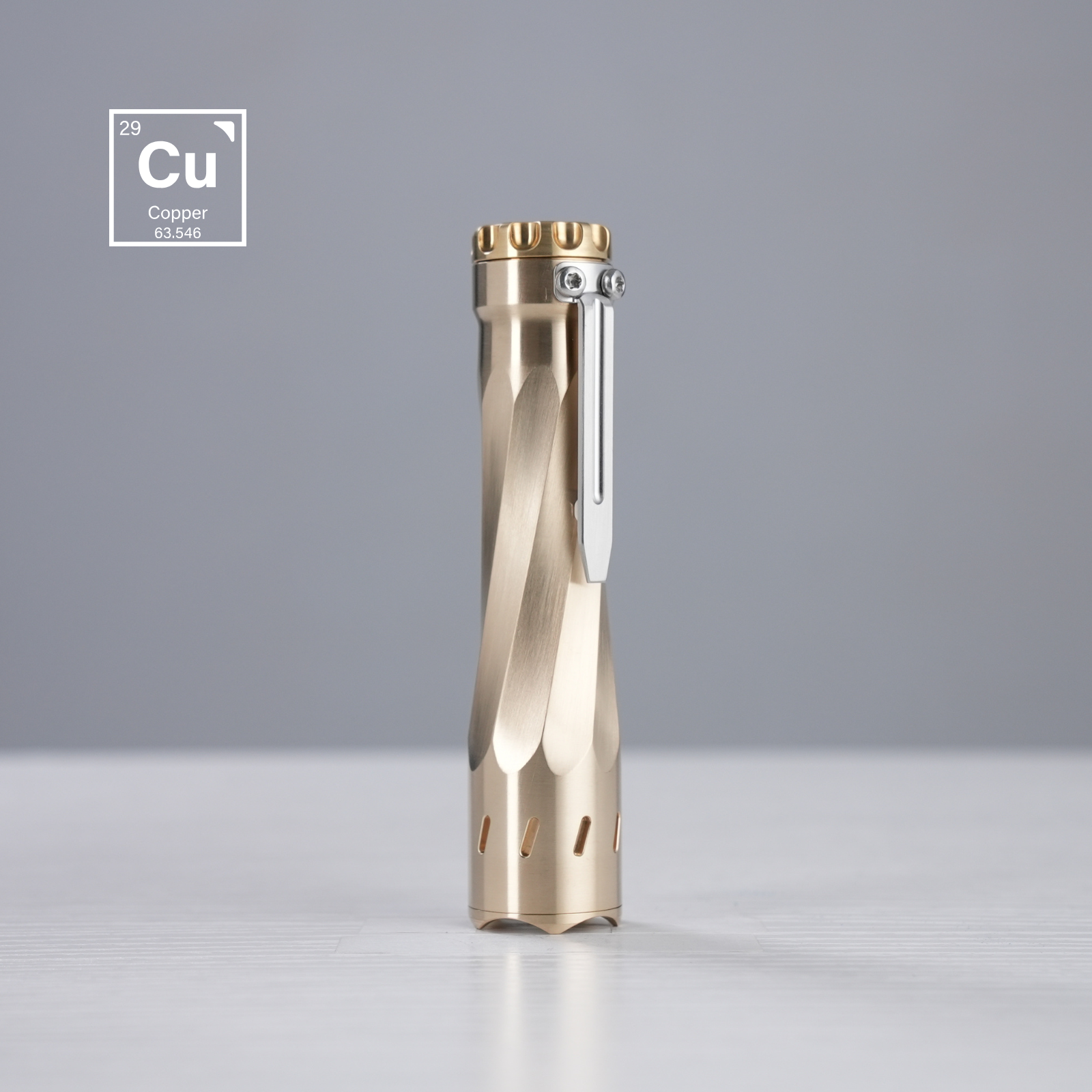 ZorKryth™ - Champ EDC Flashlight - 18650 Version